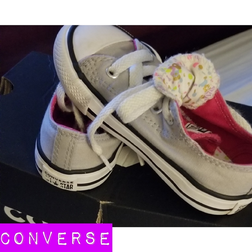 Chucks that are the cutest 🤩 smoke free